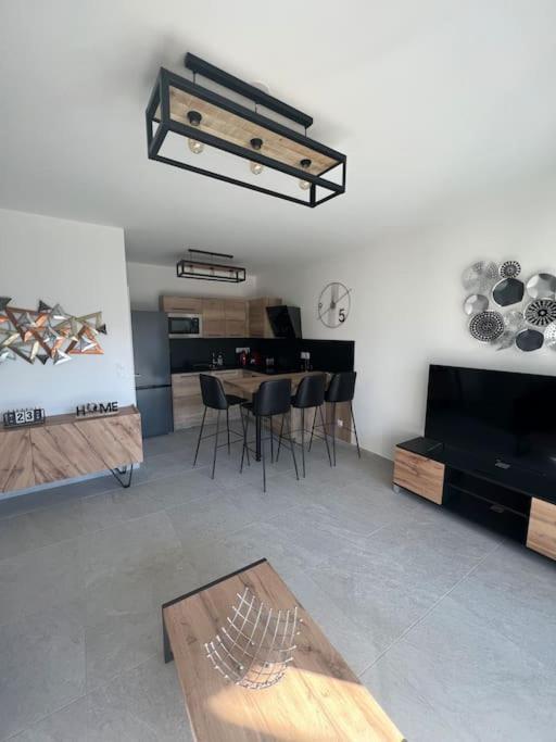 Superbe Appartement Neuf Aucalme Saint-Mandrier-sur-Mer Εξωτερικό φωτογραφία