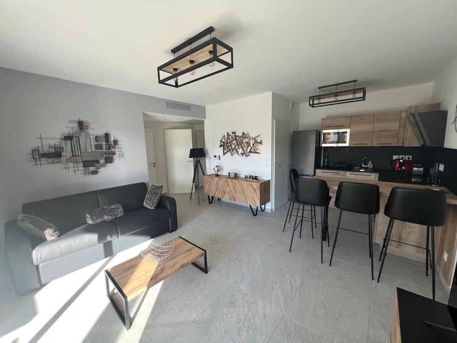 Superbe Appartement Neuf Aucalme Saint-Mandrier-sur-Mer Εξωτερικό φωτογραφία
